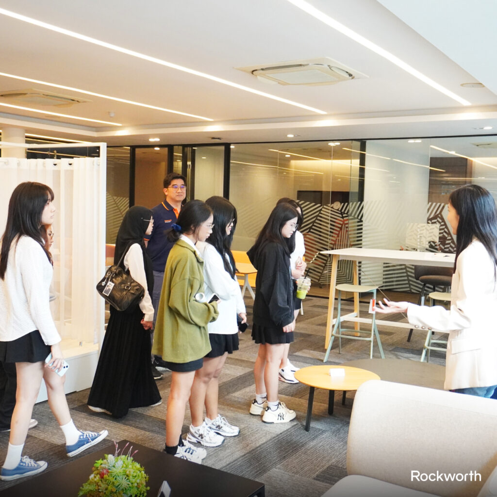 20251210 abac visit showroom fb 4