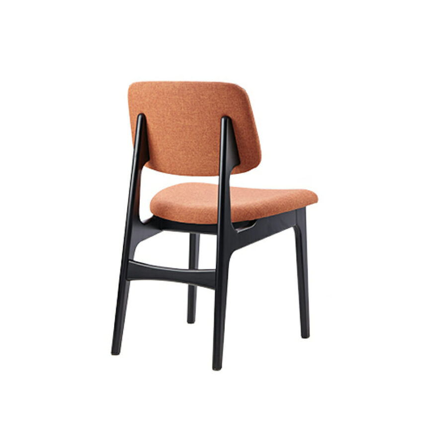 1.2 M69 Chair