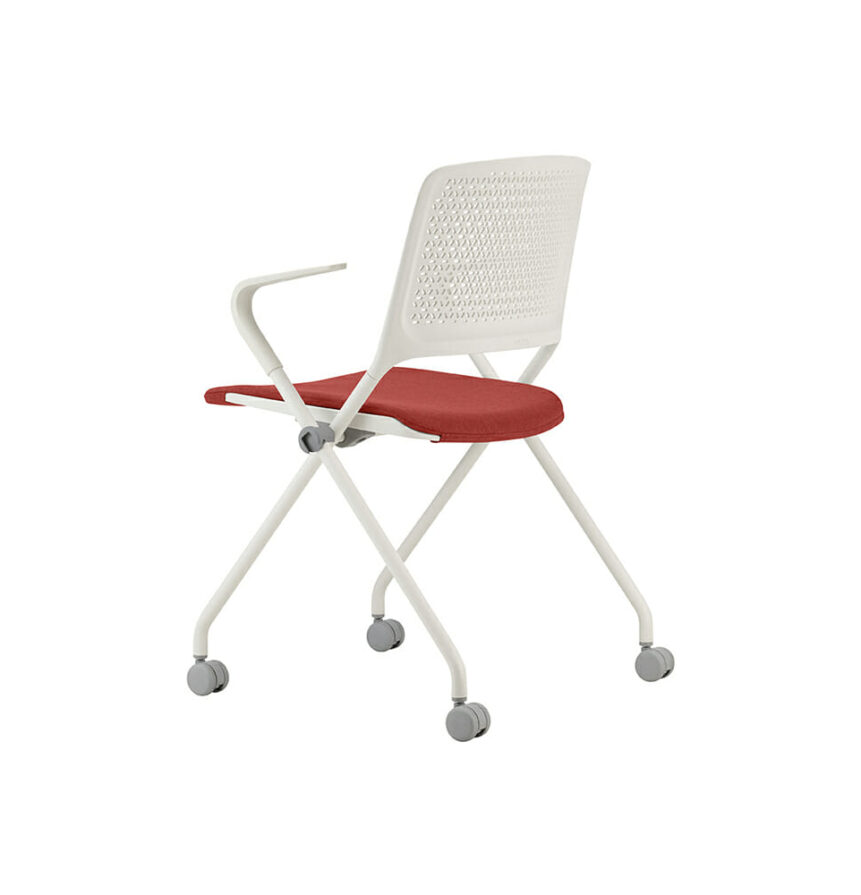 1.4 POLY Stacking Chair